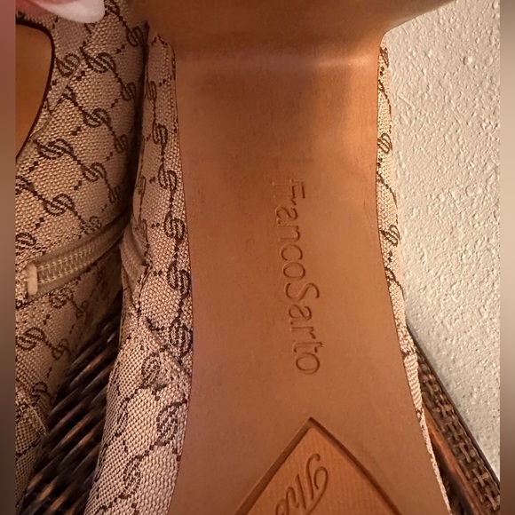 Tapestry Ankle Block Heel Boots (Franco Sarto) New Never Worn 💃EU 39 US 8.5M - Picture 7 of 9